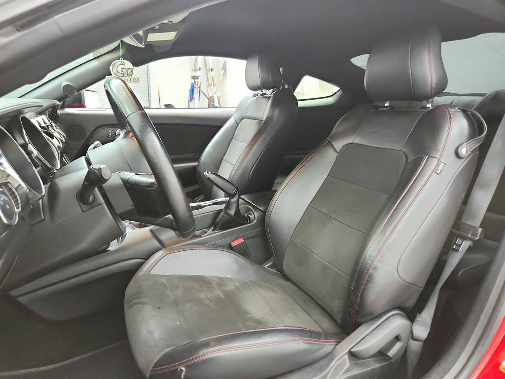 Used 2017 Ford Mustang GT Premium RWD image 14