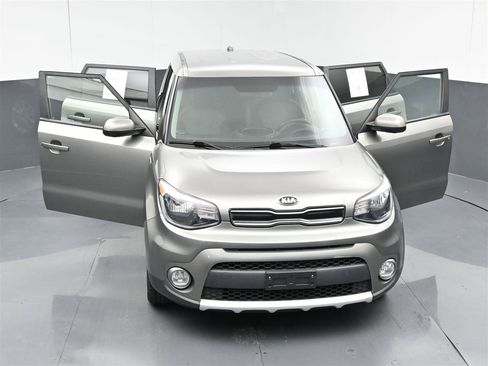 Used 2019 Kia Soul + FWD image 38
