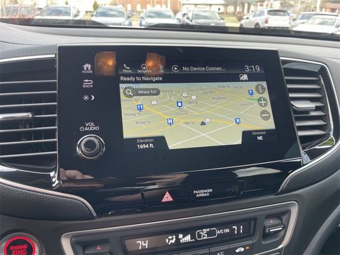 Used 2025 Honda Passport TrailSport image 15