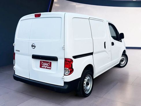 Used 2020 Nissan NV200 S FWD image 5