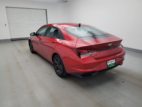 Used 2021 Hyundai Elantra SEL w/ Convenience Package FWD image 5