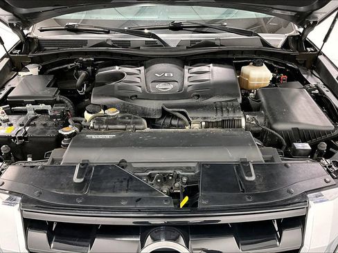 Used 2022 Nissan Armada SV w/ SV Appearance Package image 12