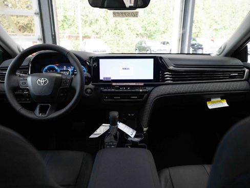 New 2026 Toyota Camry XLE w/ Premium Plus Package AWD/4WD image 20