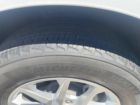 Used 2022 Chevrolet Equinox LS FWD image 10