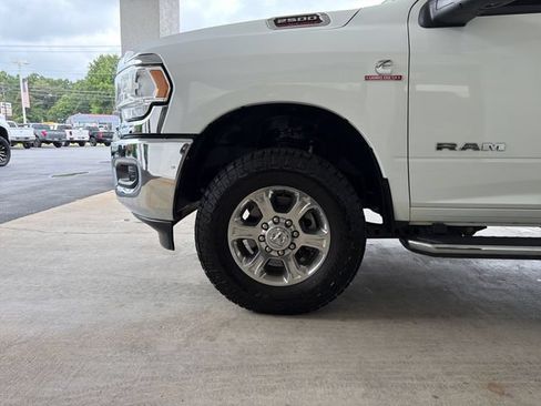 Used 2024 RAM 2500 Big Horn AWD/4WD image 29