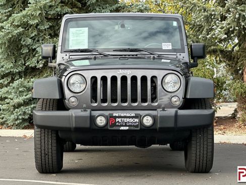 Used 2018 Jeep Wrangler Unlimited Sport S image 9
