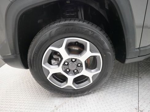 Used 2022 Jeep Compass Trailhawk w/ Trailhawk Convenience Group image 26