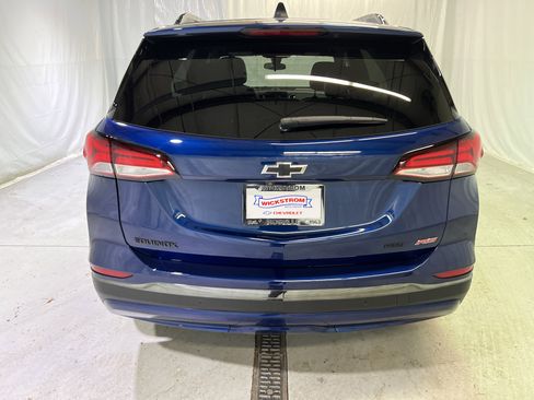 Used 2022 Chevrolet Equinox RS w/ RS Leather Package image 9