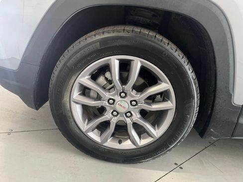 Used 2023 GMC Terrain SLT AWD/4WD image 15