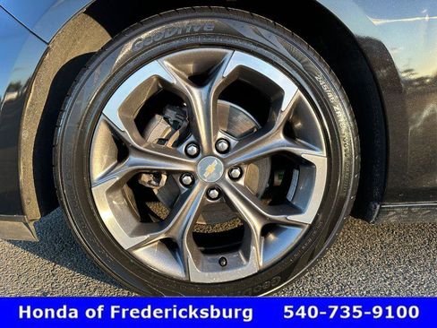 Used 2023 Chevrolet Malibu LT image 11