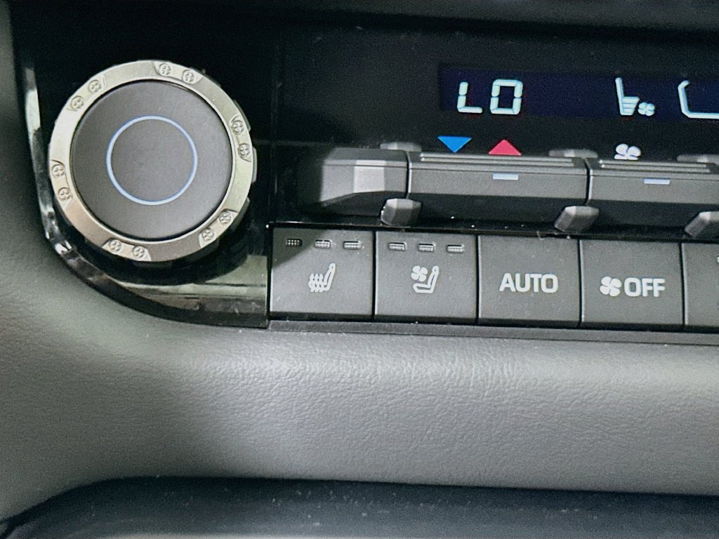 Certified 2026 Toyota Sequoia Capstone AWD/4WD image 21
