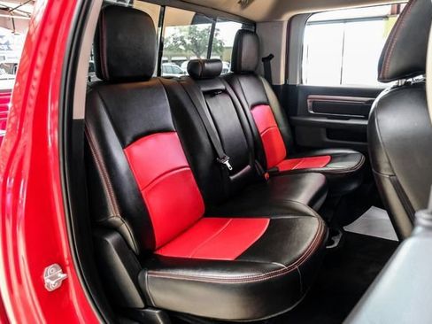 Used 2018 RAM 2500 SLT w/ Cold Weather Group AWD/4WD image 39