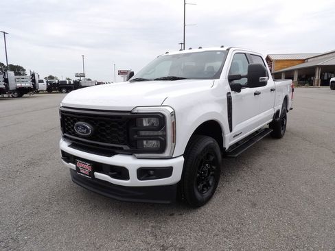 Used 2024 Ford F250 XL w/ STX Appearance Package AWD/4WD image 63