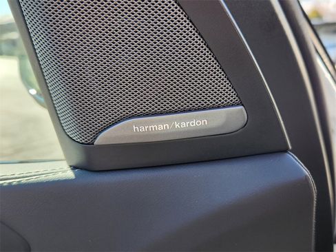 New 2026 BMW X5 xDrive50e image 17