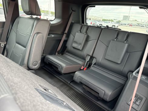 Used 2024 Lexus GX 550 w/ Cold Area Package AWD/4WD image 25