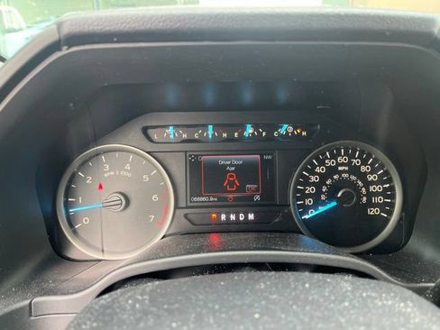 Used 2018 Ford F150 XLT w/ XTR Package AWD/4WD image 8