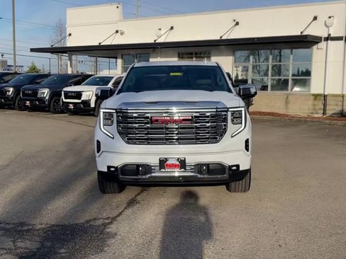New 2026 GMC Sierra 1500 Denali w/ Denali Reserve Package AWD/4WD image 72