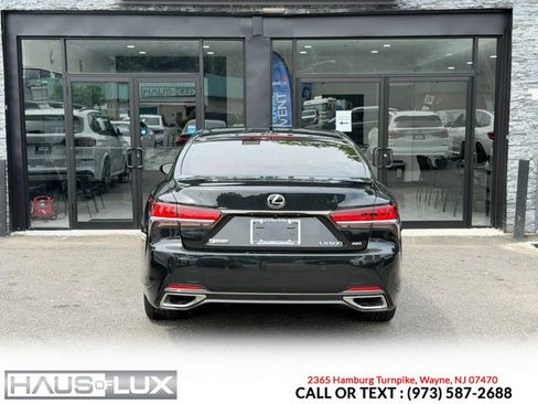 Used 2018 Lexus LS 500 F Sport w/ Accessory Package (Z1) AWD/4WD image 22