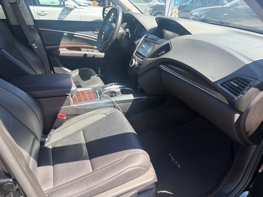 Used 2018 Acura MDX SH-AWD image 6