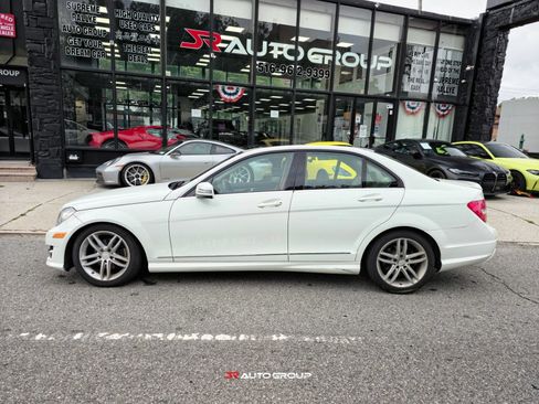 Used 2012 Mercedes-Benz C 300 4MATIC Sedan image 6