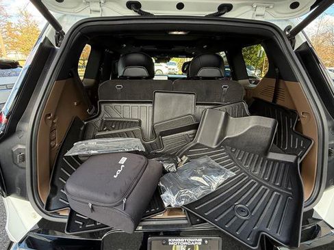 Used 2025 Kia EV9 GT-Line image 33