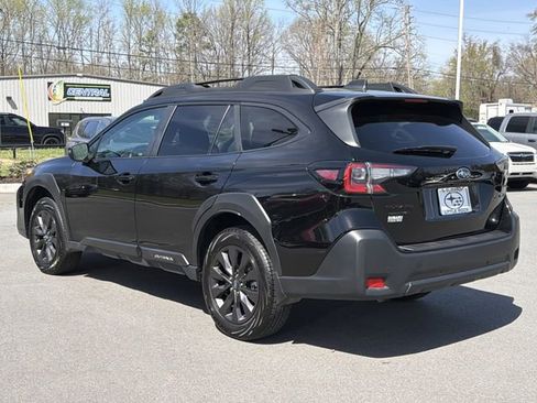 Used 2025 Subaru Outback Onyx Edition w/ Popular Package #2 image 5