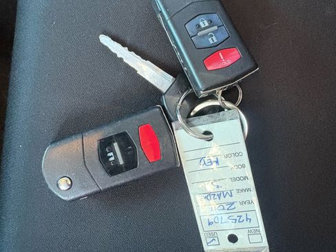 Used 2011 MAZDA MAZDA3 s Sport image 10