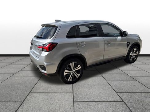 Used 2025 Mitsubishi Outlander Sport ES AWD/4WD image 5
