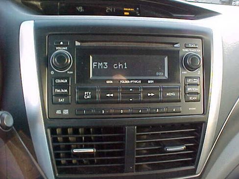 Used 2011 Subaru Forester 2.5X Premium w/ All-Weather Pkg image 20