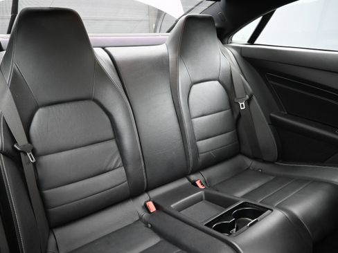Used 2016 Mercedes-Benz E 400 4MATIC Coupe image 20
