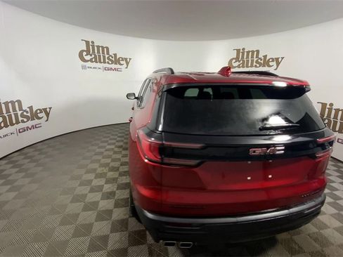 Used 2025 GMC Acadia Elevation w/ Black Edition image 7