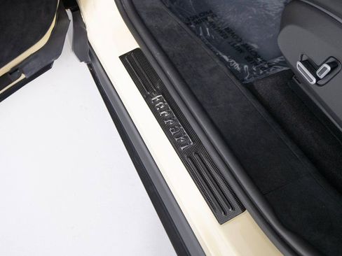 Used 2025 Ferrari Purosangue image 14