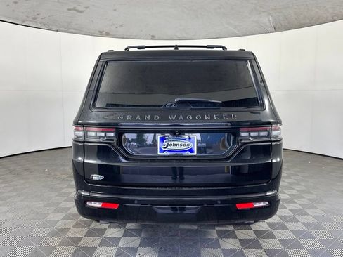 Certified 2024 Jeep Grand Wagoneer Series III w/ Rear Seat Video Group 1 AWD/4WD image 6