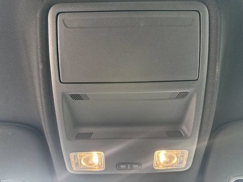 Used 2026 Ford Mustang Premium RWD image 33