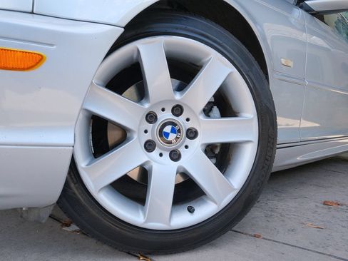 Used 2002 BMW 325Ci Coupe RWD image 42