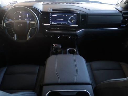 Used 2025 Chevrolet Silverado 1500 LT Trail Boss w/ Convenience Package II image 25