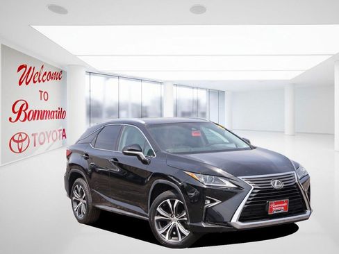 Used 2016 Lexus RX 350 FWD w/ Premium Package image 2