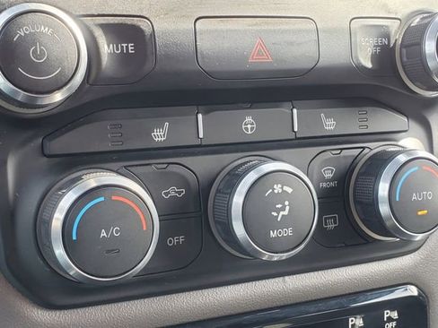 Used 2020 RAM 1500 Big Horn image 27