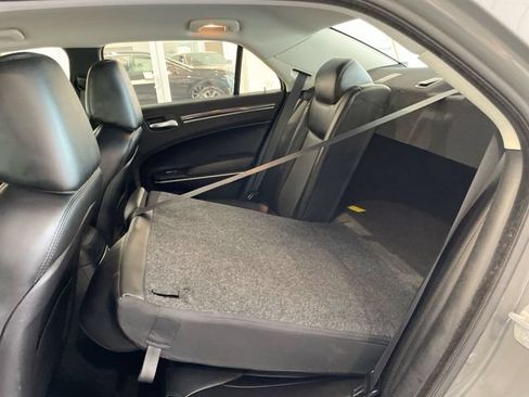 Used 2019 Chrysler 300 Touring L w/ Quick Order Package 22F RWD image 14