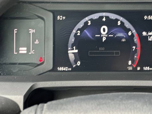 Used 2024 Toyota Tacoma SR RWD image 27
