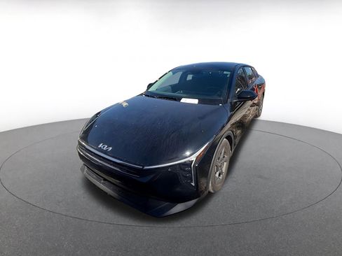 Used 2025 Kia K4 LXS image 3