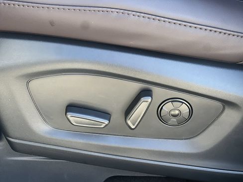 New 2026 Ford Explorer Platinum RWD image 21