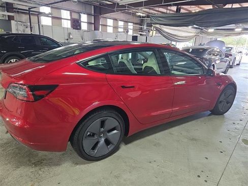 Used 2023 Tesla Model 3 Standard Range RWD image 4