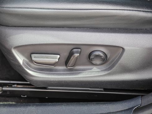 Certified 2022 Toyota Camry SE image 20