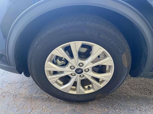 Used 2025 Ford Escape Active FWD image 4