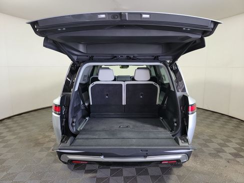 Used 2024 Rivian R1S Adventure AWD/4WD image 15