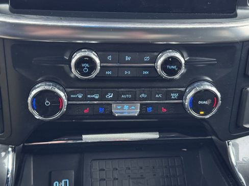 Used 2023 Ford F150 Lariat w/ Equipment Group 502A High image 13