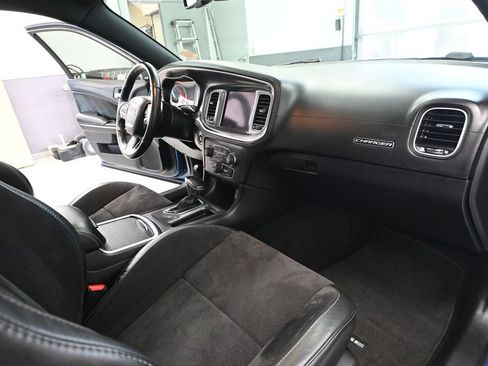 Used 2020 Dodge Charger Scat Pack w/ Dynamics Package RWD image 52