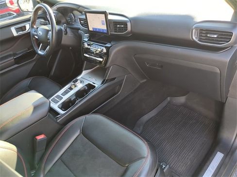 Used 2023 Ford Explorer ST-Line w/ Class IV Trailer Tow Package image 16