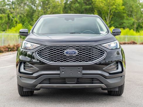 Used 2024 Ford Edge SEL image 2